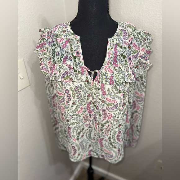 LOFT Tops - LOFT Pink and‎ Green Petite Floral Scalloped Ruffle Cottagecore Blouse- Large